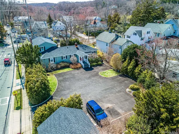 188 W Main ST, Oyster Bay, NY 11771