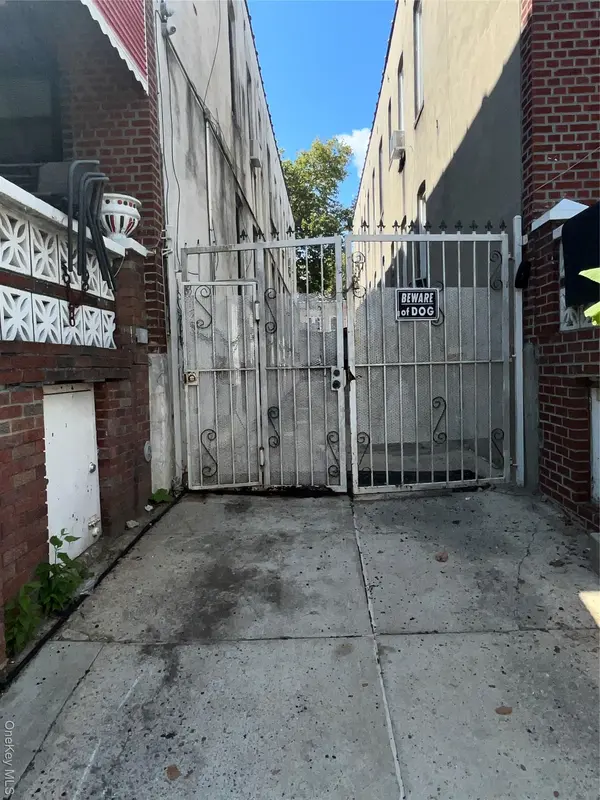 202 E 96th ST, Brooklyn, NY 11212