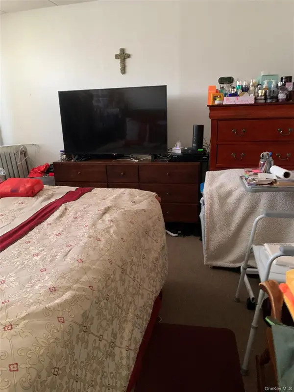 1523 E 33 ST, Brooklyn, NY 11234