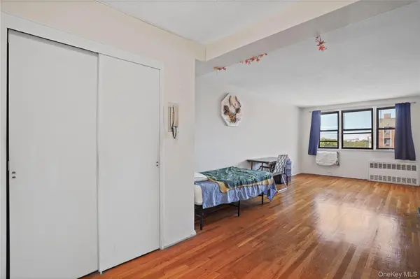 84-20 153rd AVE #5H, Howard Beach, NY 11414