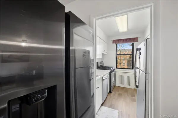 47-22 215th PL #2B, Bayside, NY 11364