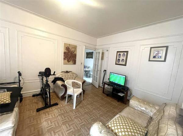 32-05 83rd ST, East Elmhurst, NY 11370