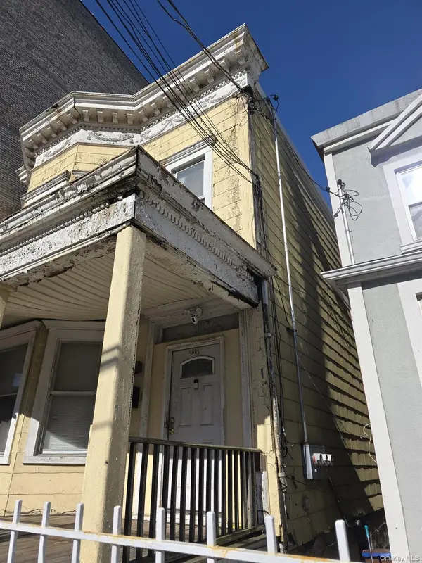 3083 Heath AVE, Bronx, NY 10463