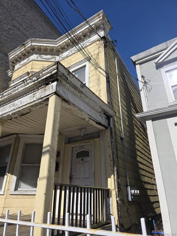 3083 Heath AVE, Bronx, NY 10463
