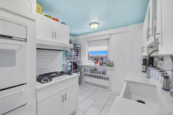 1020 Grand Concourse #12V, Bronx, NY 10451