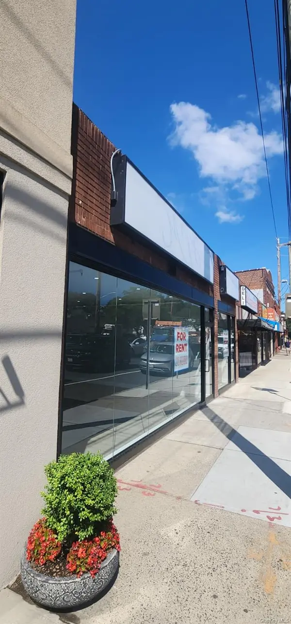 660 Port Washington BLVD, Port Washington, NY 11050