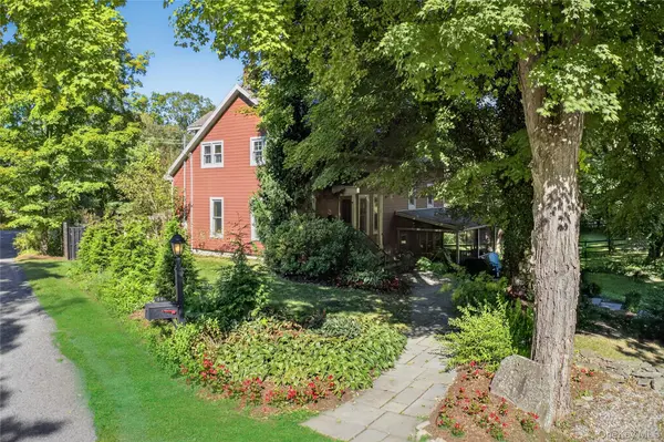146 Forest DR, Hyde Park, NY 12538