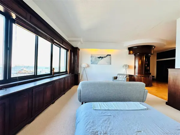 10 Bay Street Landing #5B, Staten Island, NY 10301