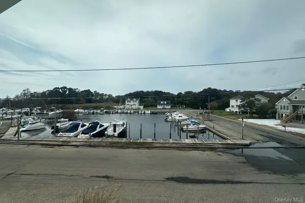 115 Riviera DR, Mastic Beach, NY 11951