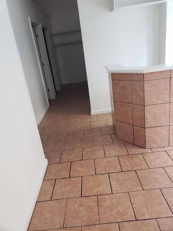 1575 Bathgate AVE #Comm 3, Bronx, NY 10457