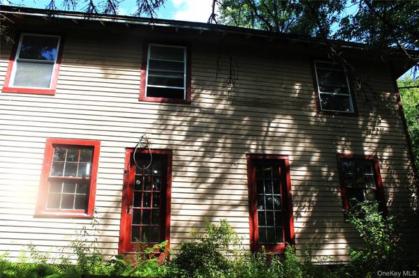 1934 Morton Hill RD, Roscoe, NY 12776