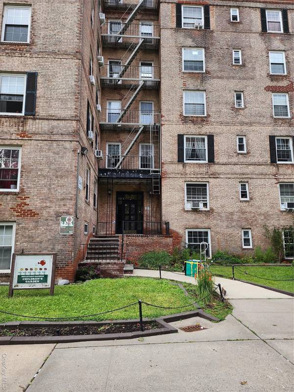 30-47 Hobart ST #DDB, Woodside, NY 11377