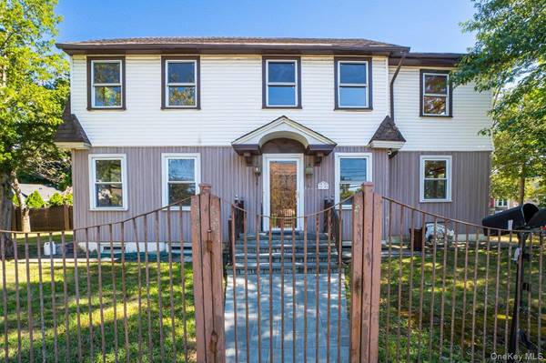 9001 215th ST, Queens Village, NY 11428