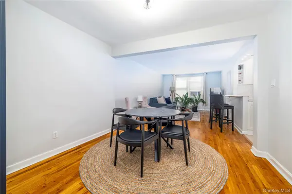530 Dubois AVE #1B, Valley Stream, NY 11581