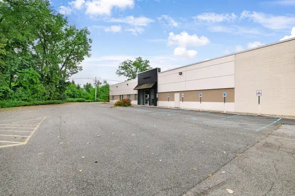 982 Main Street #Suite 5, Fishkill, NY 12524