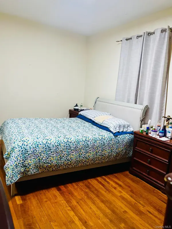 3721 80th ST #1D, Jackson Heights, NY 11372
