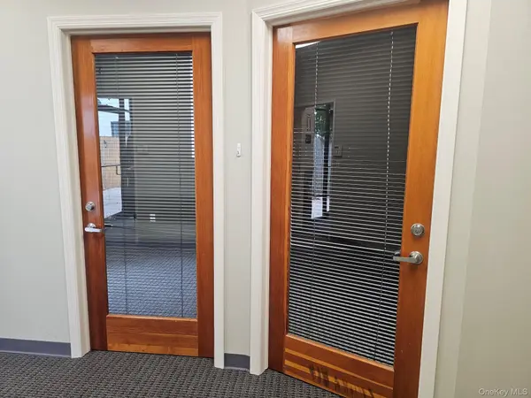 171 S Wellwood AVE #Suite A, Lindenhurst, NY 11757