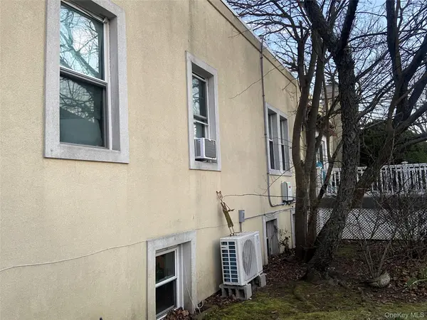 237 W Walnut ST, Long Beach, NY 11561
