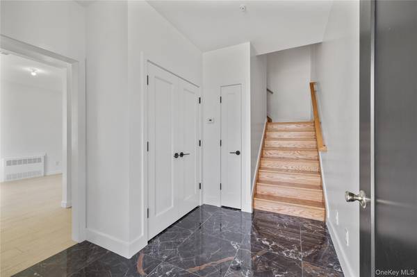 236 Old Nyack TPKE #201, Spring Valley, NY 10977