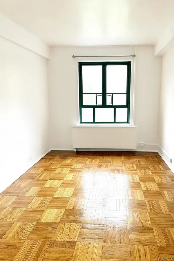 1554 Unionport RD #3B, Bronx, NY 10462