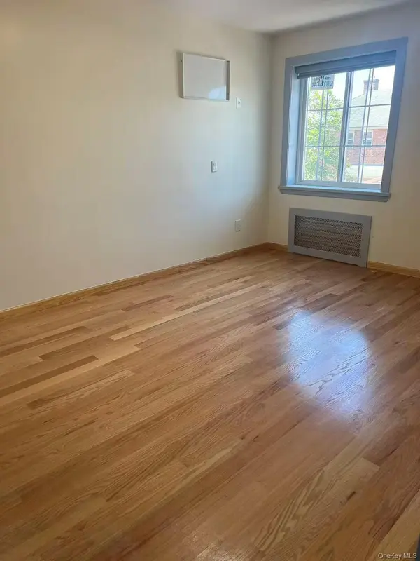 1111 Clarence AVE, Bronx, NY 10465