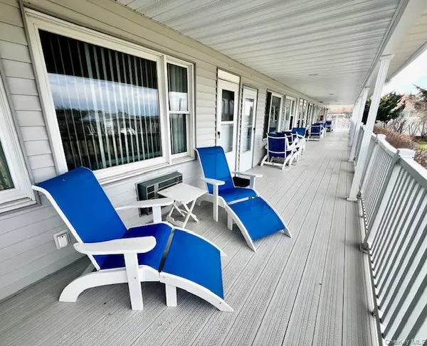 231 Dune RD #905, Westhampton Beach, NY 11978