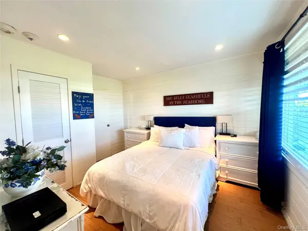 231 Dune RD #905, Westhampton Beach, NY 11978