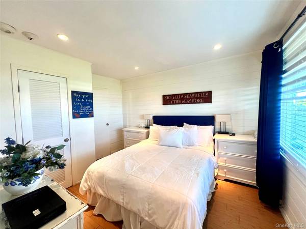231 Dune RD #905, Westhampton Beach, NY 11978