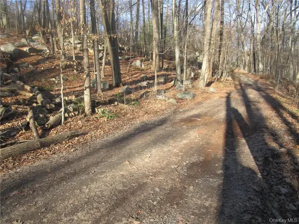 Brookside/Bear Mtn Parkway AVE, Cortlandt Manor, NY 10567