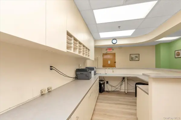 133-47 Sanford AVE #1E, Flushing, NY 11355
