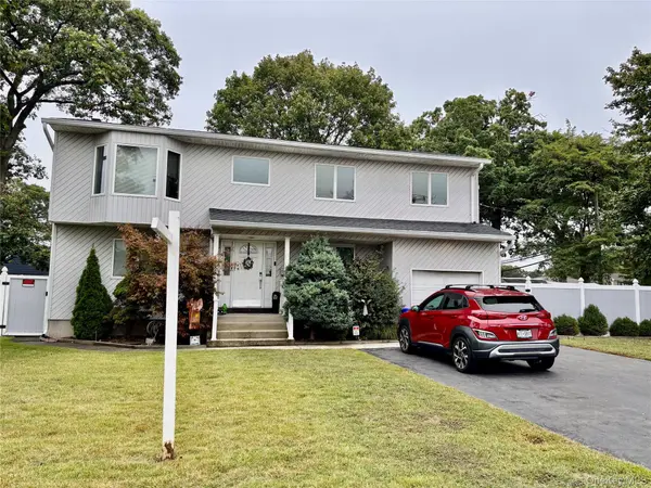 63 Pennsylvania AVE, Massapequa, NY 11758