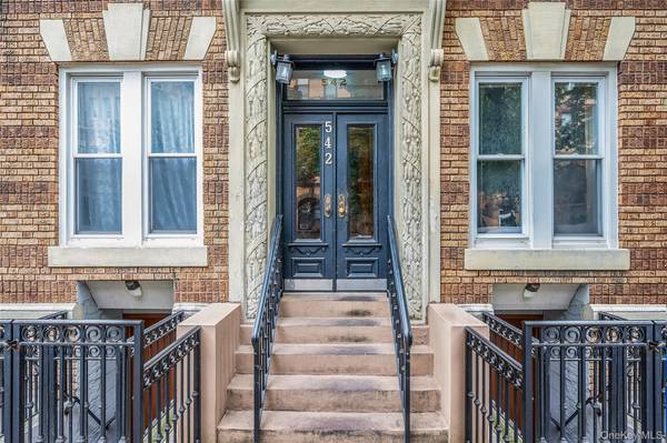 542 Bergen ST, Brooklyn, NY 11217