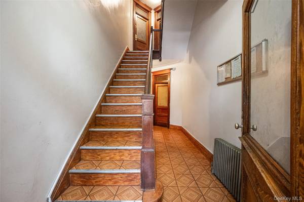 542 Bergen ST, Brooklyn, NY 11217