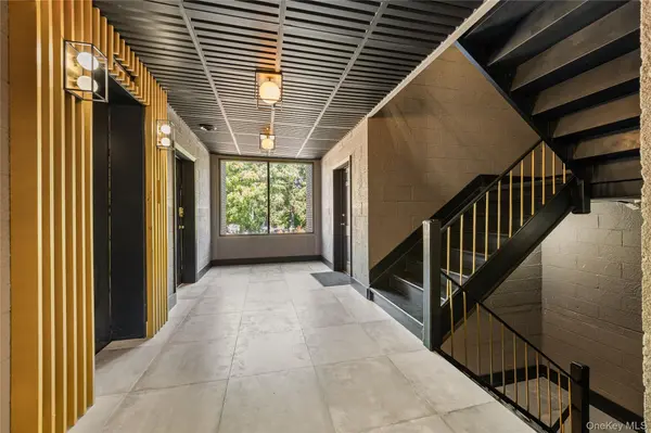 7 Elmwood #301, New City, NY 10956