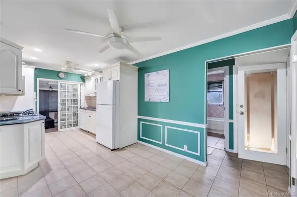 22 Herman AVE, North Babylon, NY 11703