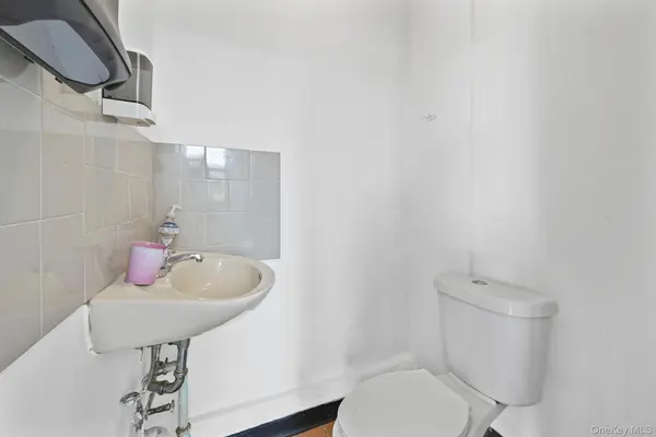 225-25 Merrick Blvd, Laurelton, NY 11413