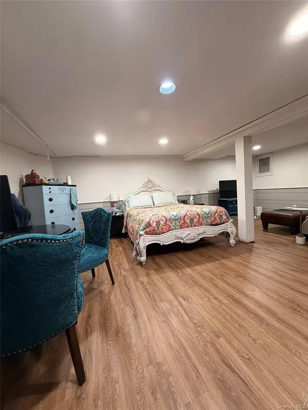 139 New York AVE, Freeport, NY 11520