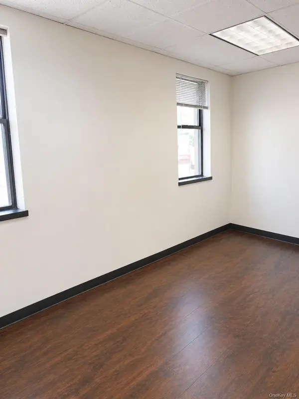 249-02 Jericho Turnpike #205/206, Floral Park, NY 11001
