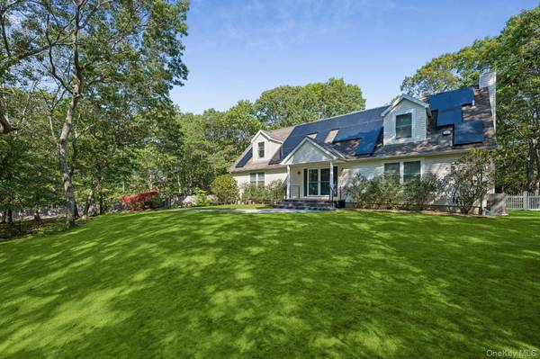 70 Straight PATH, Southampton, NY 11968