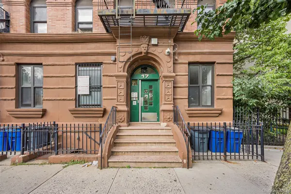 17 E 131st #1A, New York (manhattan), NY 10037