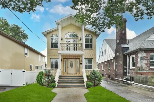 8135 166th ST, Hillcrest (queens), NY 11432