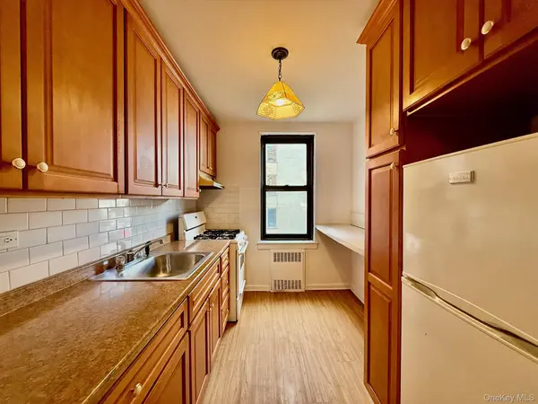 112-24 Northern BLVD #3G, Corona, NY 11368