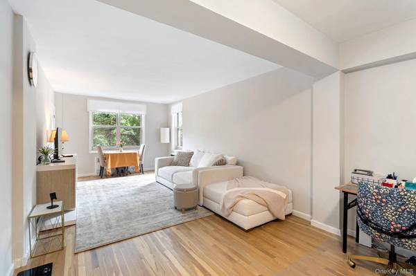 629 Kappock ST #6J, Bronx, NY 10463