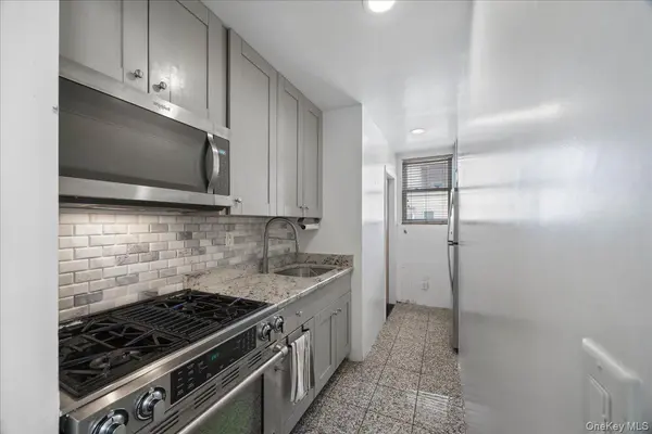 188 Beach 123rd ST, Belle Harbor, NY 11694
