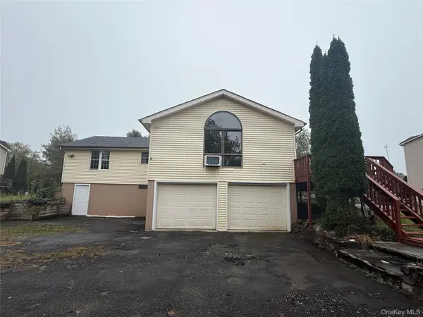 56 Club LN, Rock Hill, NY 12775