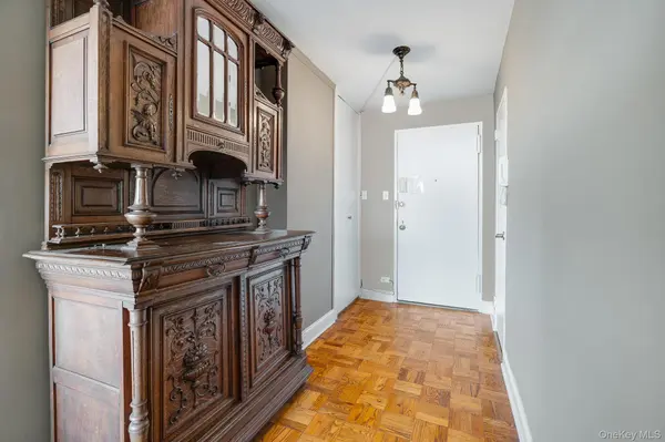 2500 Johnson AVE #20F, Bronx, NY 10463