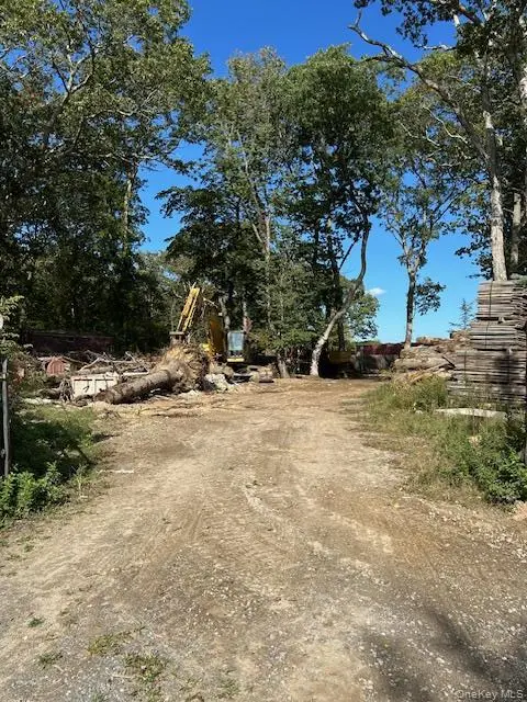 Address not disclosed, Medford, NY 11763
