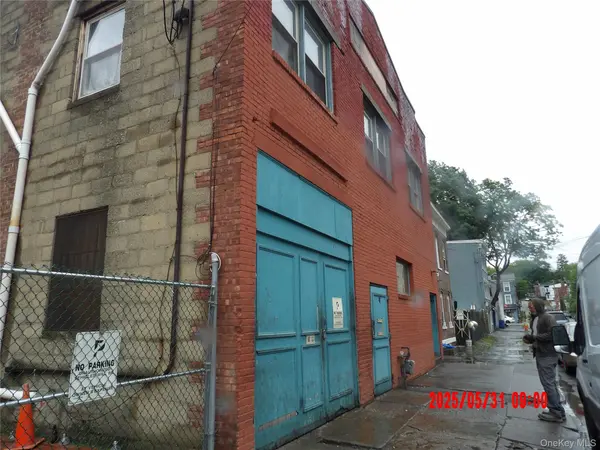 41-43 City TER, Newburgh, NY 12550