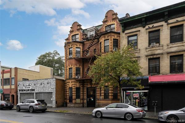 279 S Broadway, Yonkers, NY 10705