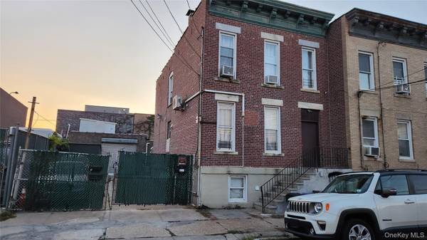 1814/16 129th ST, College Point, NY 11356